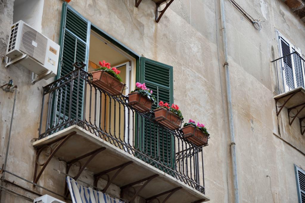 Bed and Breakfast Real Teatro Umberto I Palermo Exteriér fotografie