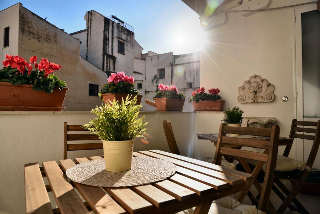 Bed and Breakfast Real Teatro Umberto I Palermo Exteriér fotografie